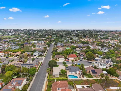 View/Area - 4005 Royal Dr, Carlsbad, CA 92008 photo 16 of 18