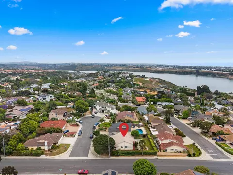 View/Area - 4005 Royal Dr, Carlsbad, CA 92008 photo 11 of 18