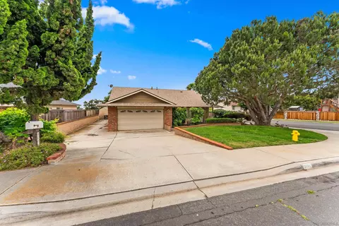 Exterior - 4005 Royal Dr, Carlsbad, CA 92008 photo 1 of 2