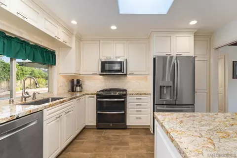 Kitchen - 1745 Tamarack Ave, Carlsbad, CA 92008 photo 2 of 5
