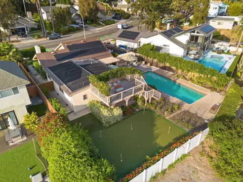 View/Area - 1745 Tamarack Ave, Carlsbad, CA 92008 photo 1 of 8