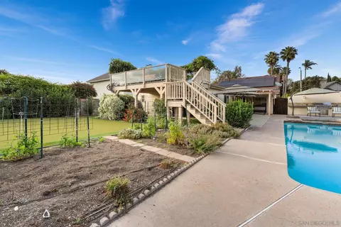Exterior - 1745 Tamarack Ave, Carlsbad, CA 92008 photo 19 of 22
