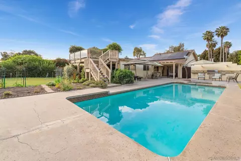 Exterior - 1745 Tamarack Ave, Carlsbad, CA 92008 photo 14 of 22