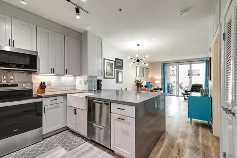 1601 India St #211, San Diego, CA 92101