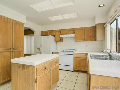 3183 Glancy Dr, San Ysidro, CA 92173 photo 11