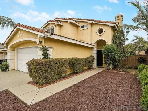 3183 Glancy Dr, San Ysidro, CA 92173 photo 2