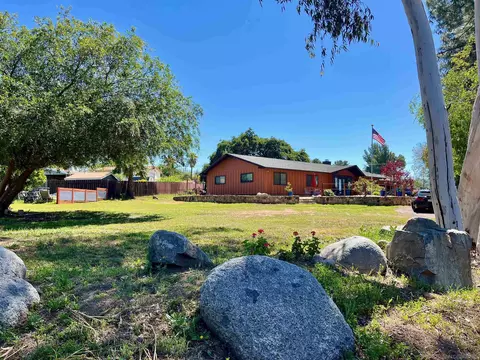 2824 Scenic View Rd, Alpine, CA 91901