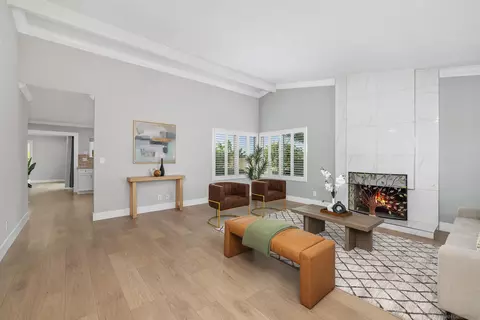 Living - 12866 Summerfield Ln, Poway, CA 92064 photo 4 of 7