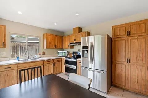 Kitchen - 1261 Sorrento Pl, Escondido, CA 92027 photo 1 of 3