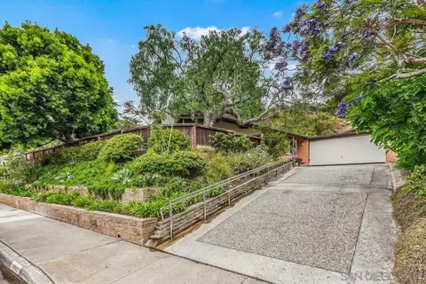 8402 Sugarman Dr, La Jolla, CA 92037 photo 2
