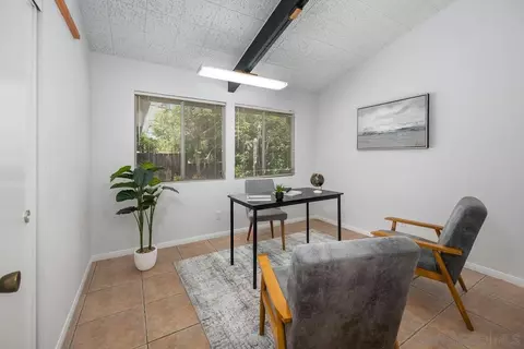 8402 Sugarman Dr, La Jolla, CA 92037 photo 10