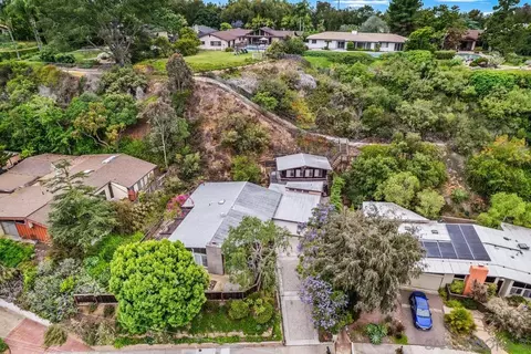 8402 Sugarman Dr, La Jolla, CA 92037 photo 30