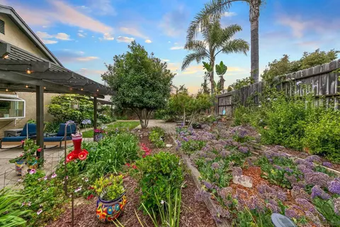 Exterior - 1554 Traveld Way, Encinitas, CA 92024 photo 11 of 13