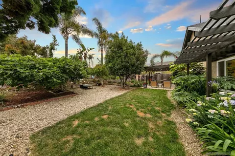 Exterior - 1554 Traveld Way, Encinitas, CA 92024 photo 8 of 13