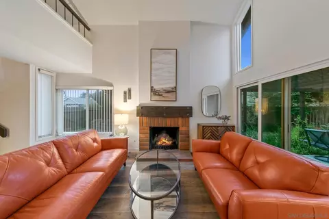 Living - 1554 Traveld Way, Encinitas, CA 92024 photo 2 of 2