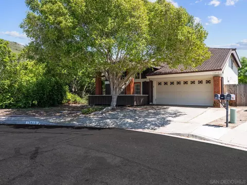 13810 Riverhead Ct, San Diego, CA 92129