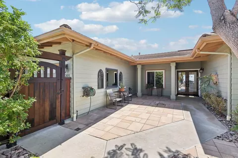 Exterior - 1305 Eagle Gln, Escondido, CA 92029 photo 5 of 14