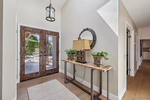 Entry Way - 1305 Eagle Gln, Escondido, CA 92029 photo 1 of 1