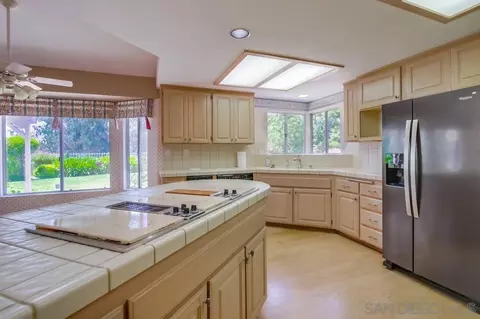 Kitchen - 14258 Arbolitos Dr, Poway, CA 92064 photo 1 of 6