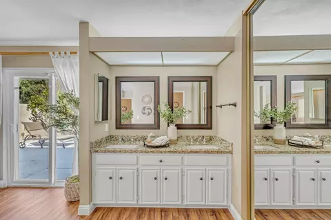 Bath - 14446 Sespe Pl, Poway, CA 92064 photo 1 of 3