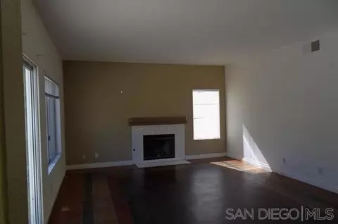 Living - 5166 Via Castilla, Oceanside, CA 92057 photo 3 of 5