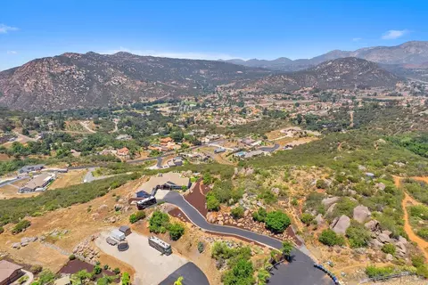 2227 Alpine Trail Pl, Alpine, CA 91901 photo 5