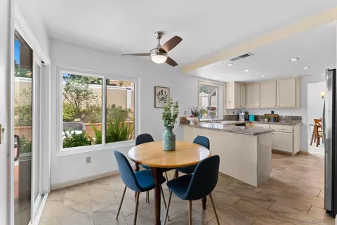 729 Mosaic Cir, Oceanside, CA 92057 photo 10