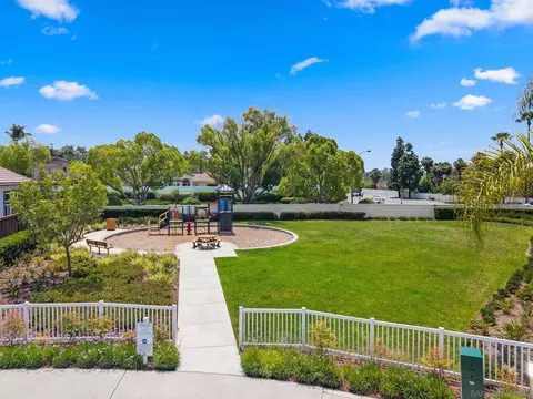 729 Mosaic Cir, Oceanside, CA 92057 photo 34