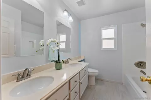 729 Mosaic Cir, Oceanside, CA 92057 photo 25