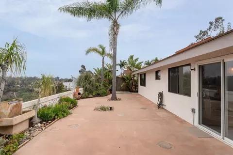 2748 Olympia Dr, Carlsbad, CA 92010 photo 32