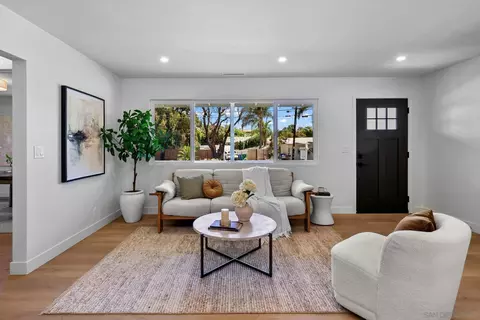 1832 California St, Oceanside, CA 92054 photo 2