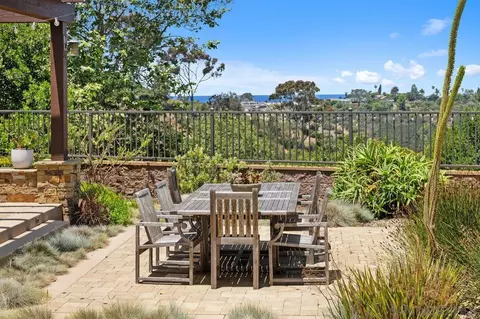 Exterior - 1460 Lauren Ct, Encinitas, CA 92024 photo 4 of 5