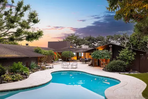 6161 Terryhill Dr, La Jolla, CA 92037