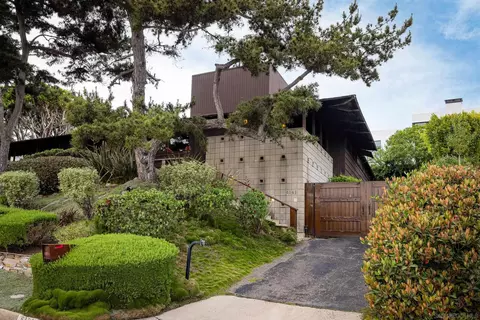 6161 Terryhill Dr, La Jolla, CA 92037 photo 2