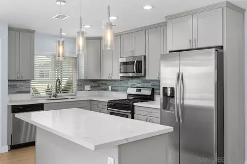 Kitchen - 9956 Via Debbie, Santee, CA 92071 photo 1 of 3