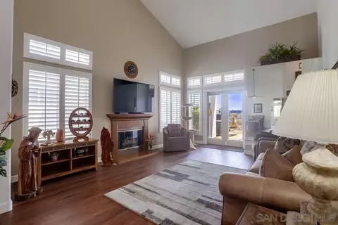 Living - 3367 Malta Way, Oceanside, CA 92056 photo 2 of 4