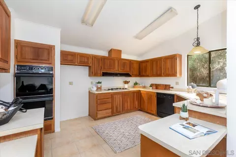 292 Wilshire Rd, Oceanside, CA 92057 photo 17