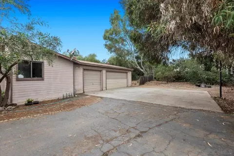 292 Wilshire Rd, Oceanside, CA 92057 photo 32