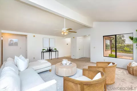 292 Wilshire Rd, Oceanside, CA 92057 photo 9