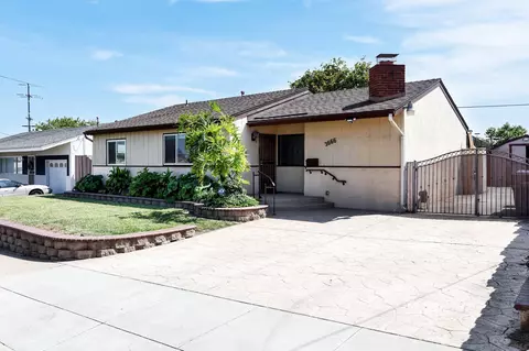 3666 Nassau Dr, San Diego, CA 92115