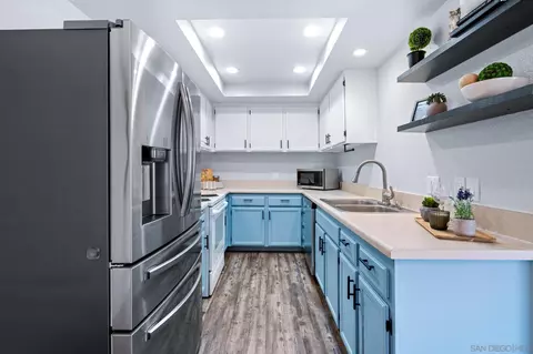 Kitchen - 8832 Tamberly Ct #B, Santee, CA 92071 photo 2 of 3