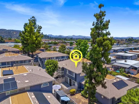 8832 Tamberly Ct #B, Santee, CA 92071