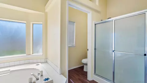Bath - 2075 Boulder Oaks Rd, Potrero, CA 91963 photo 4 of 6