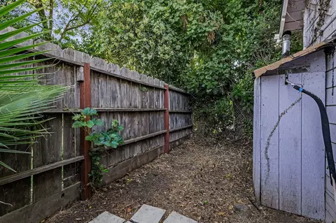 Exterior - 498 E 8th Ave, Chico, CA 95926 photo 11 of 19