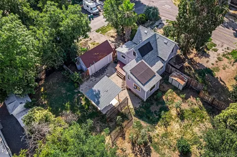 View/Area - 498 E 8th Ave, Chico, CA 95926 photo 3 of 11