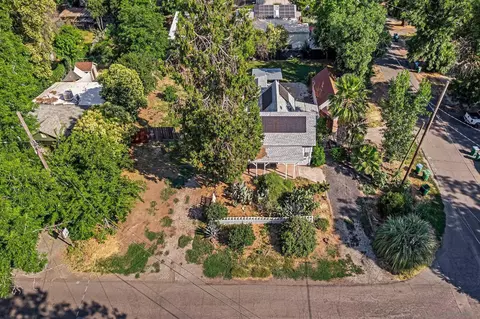 View/Area - 498 E 8th Ave, Chico, CA 95926 photo 4 of 11