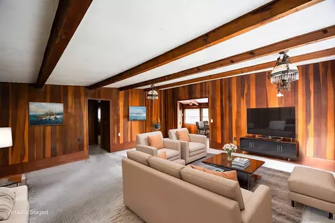Living - 890 Capri Rd, Encinitas, CA 92024 photo 3 of 7