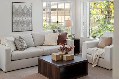Living - 12753 Aspen Ct, Poway, CA 92064 photo 5 of 6