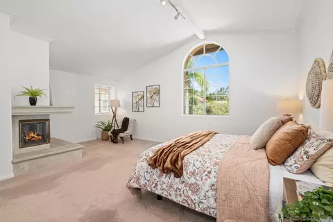 Bedroom - 12753 Aspen Ct, Poway, CA 92064 photo 5 of 12