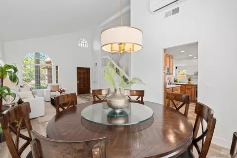 Dining - 12753 Aspen Ct, Poway, CA 92064 photo 4 of 5